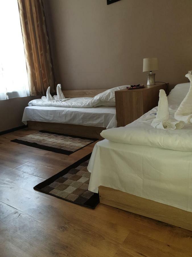 Валентино Hotel Vratsa Room photo